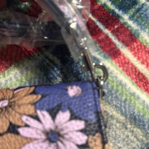 Vera Bradley outlet crossbody wallet NWT - Picture 6 of 6